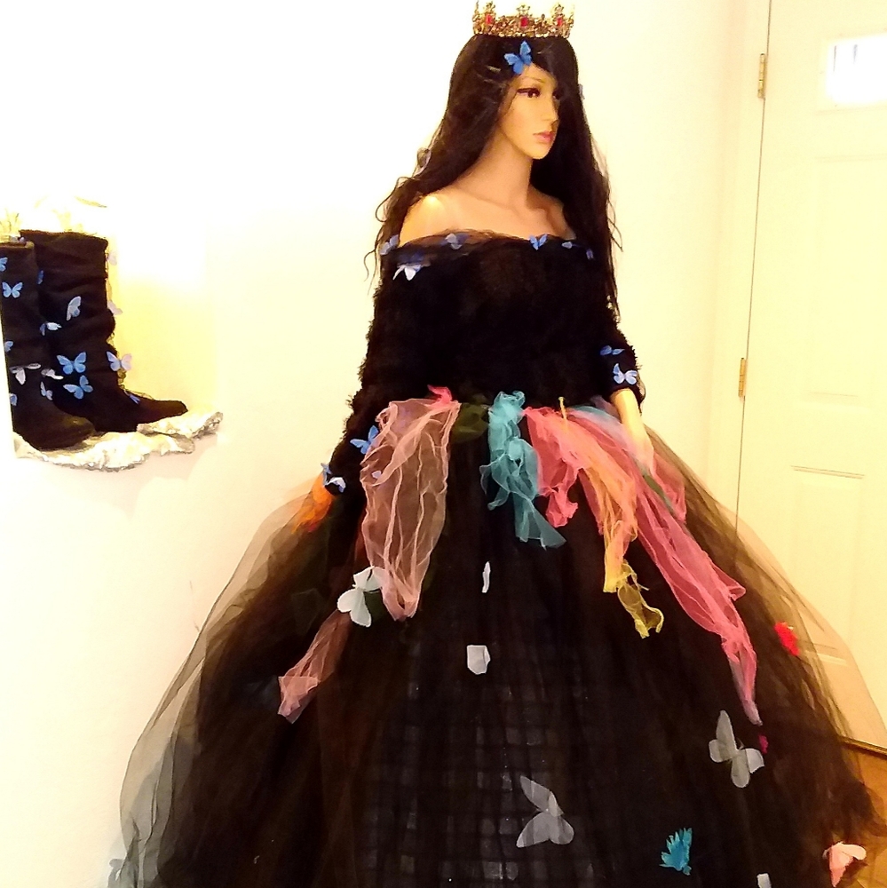 "BRANWYN" Black Butterfly Woodland Wedding Sweater Ballgown Set - Picture 8 of 9